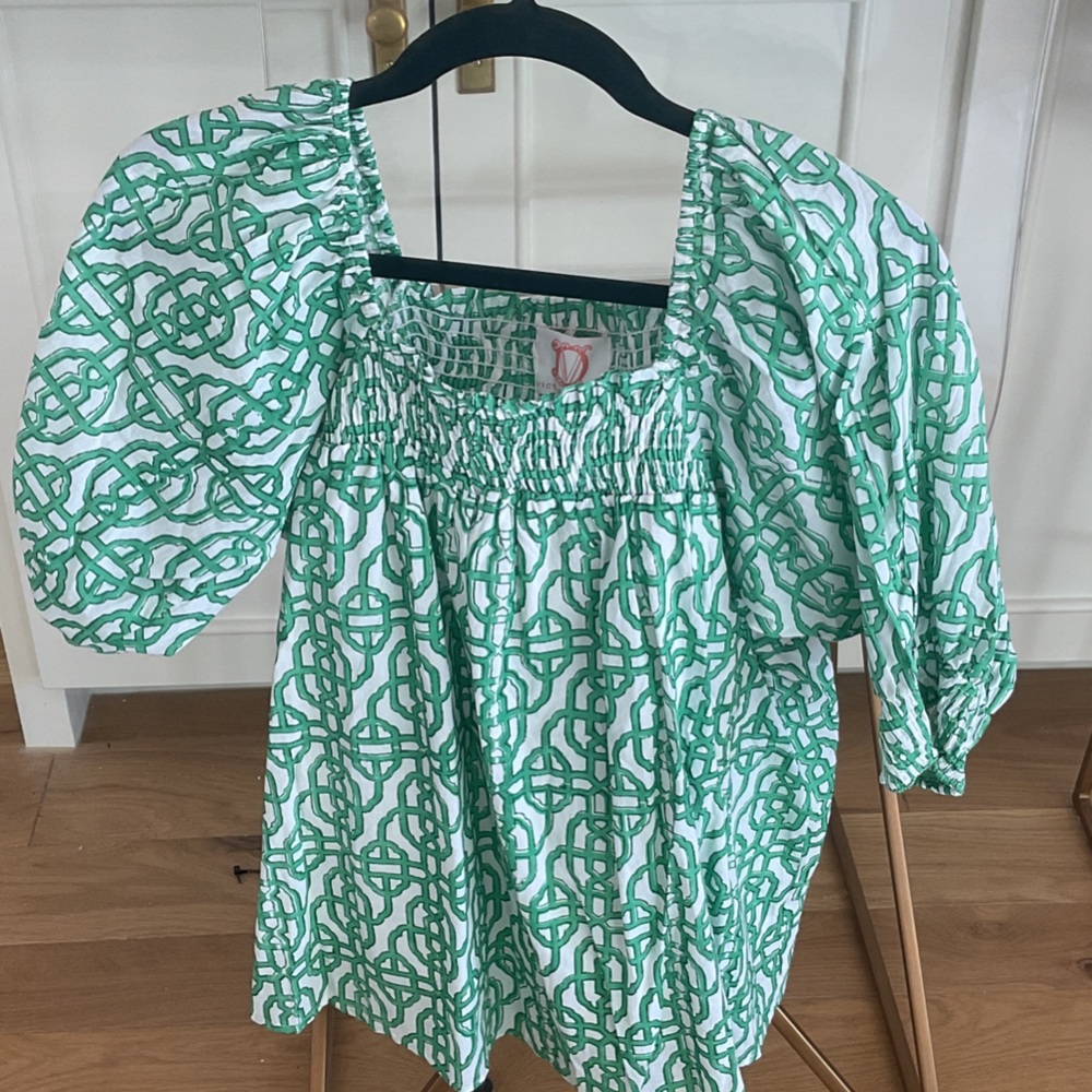 Victoria Dunn White and Green Blouse